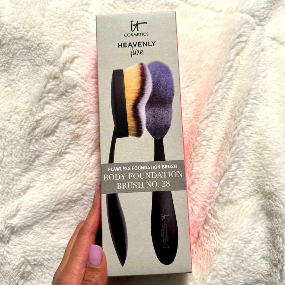 HEAVENLY LUXE BODY FOUNDATION BRUSH #28